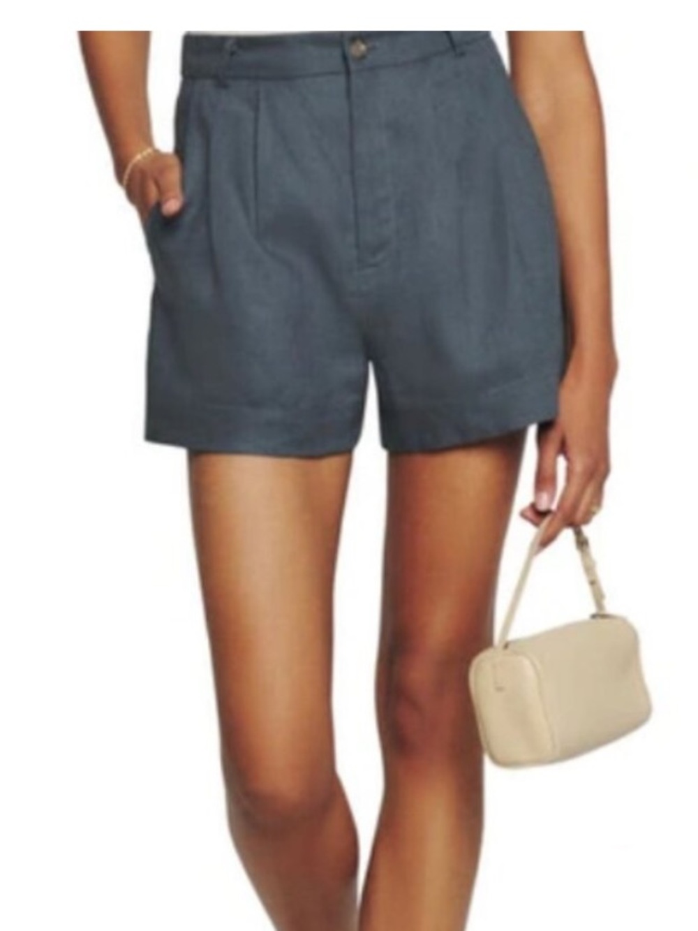 Reformation 100% linen pleated Mason shorts size 2 NWT